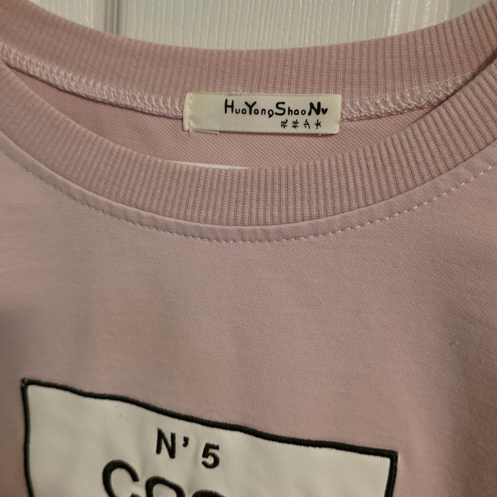 Pink Coco Paris Crewneck - Picture 3 of 3